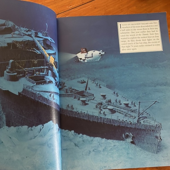 Vintage 1988 Scholastic A Time Guess Book Exploring the Titanic paperback book - Picture 15 of 16
